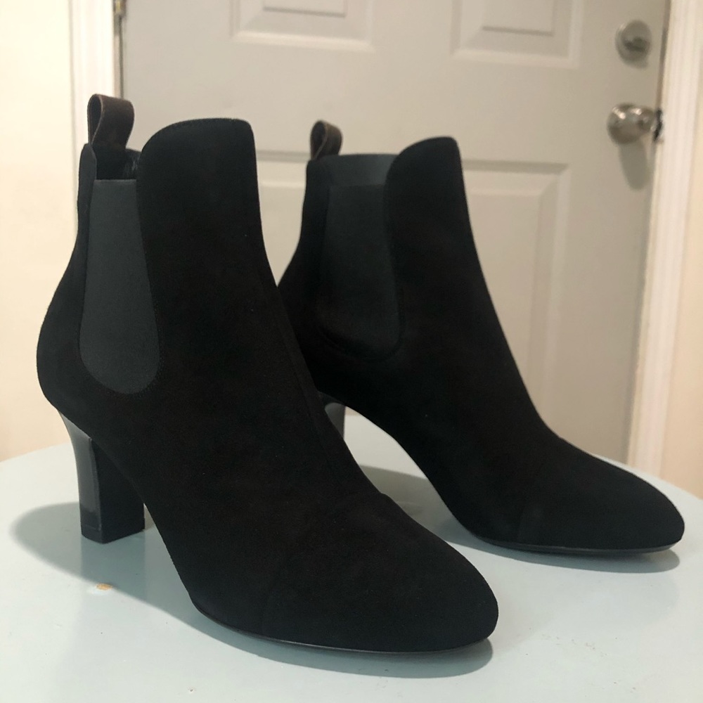 Louis Vuitton Uniform boots Sz 38